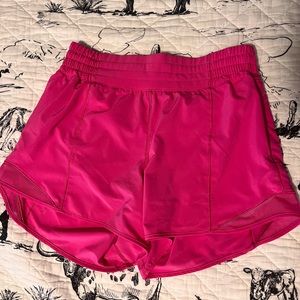 Lululemon High Rise Hotty Hot Shorts Sonic Pink
